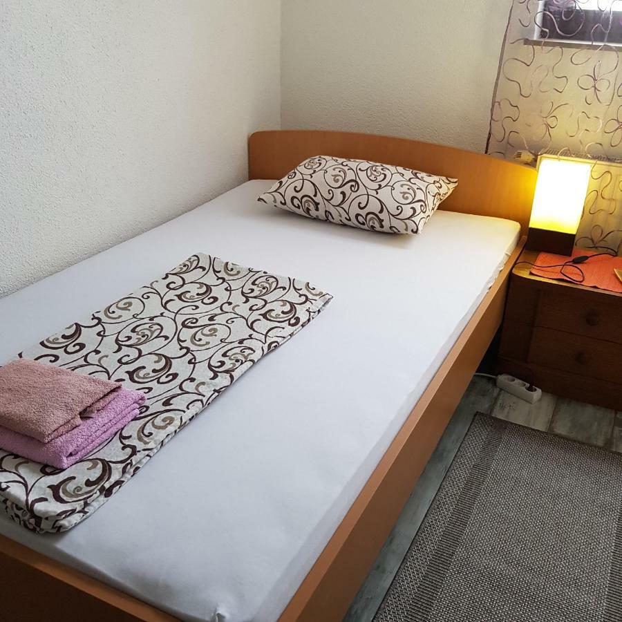 Prenociste-Sobe-Rooms-Aman Bihać Exterior foto